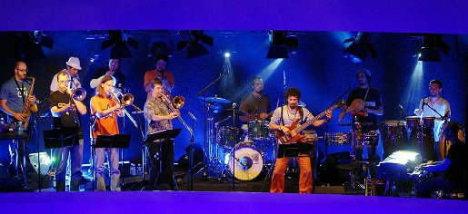 268168_105679169529127_8217584_n