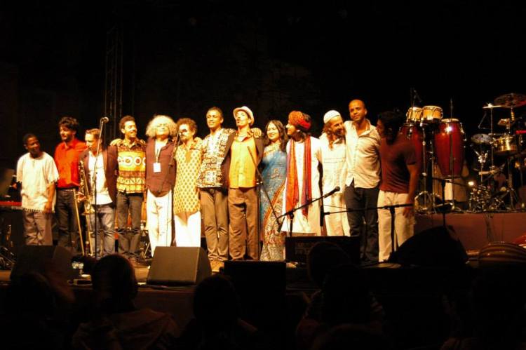 1326_205638129600558_56097045_n